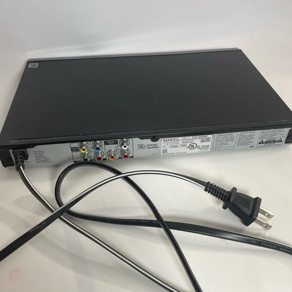 Sony DVD CD player Compact Model DVP-SR200P